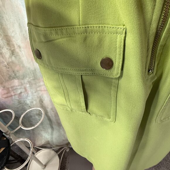 📌Sharagano Lime Green  Sheath Dress with Roll Up Sleeves and Pockets - Picture 5 of 16